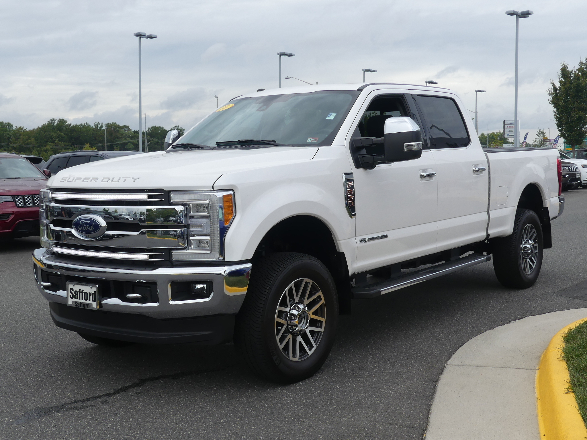 Pre-Owned 2018 Ford Super Duty F-350 SRW Lariat 4WD Crew Cab 8′ Box ...