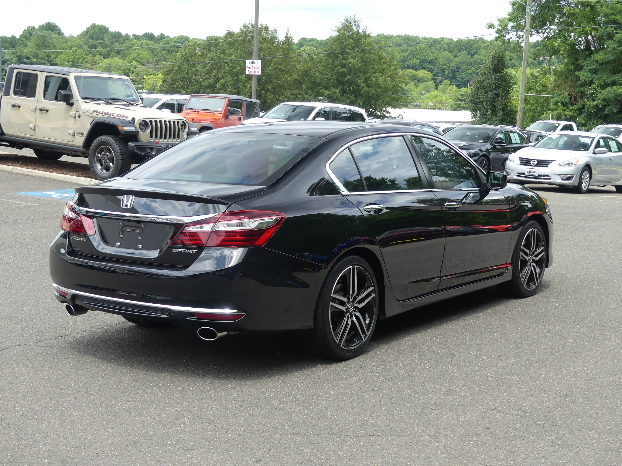 Pre-Owned 2017 Honda Accord Sedan Sport CVT Front Wheel Drive 4dr Car