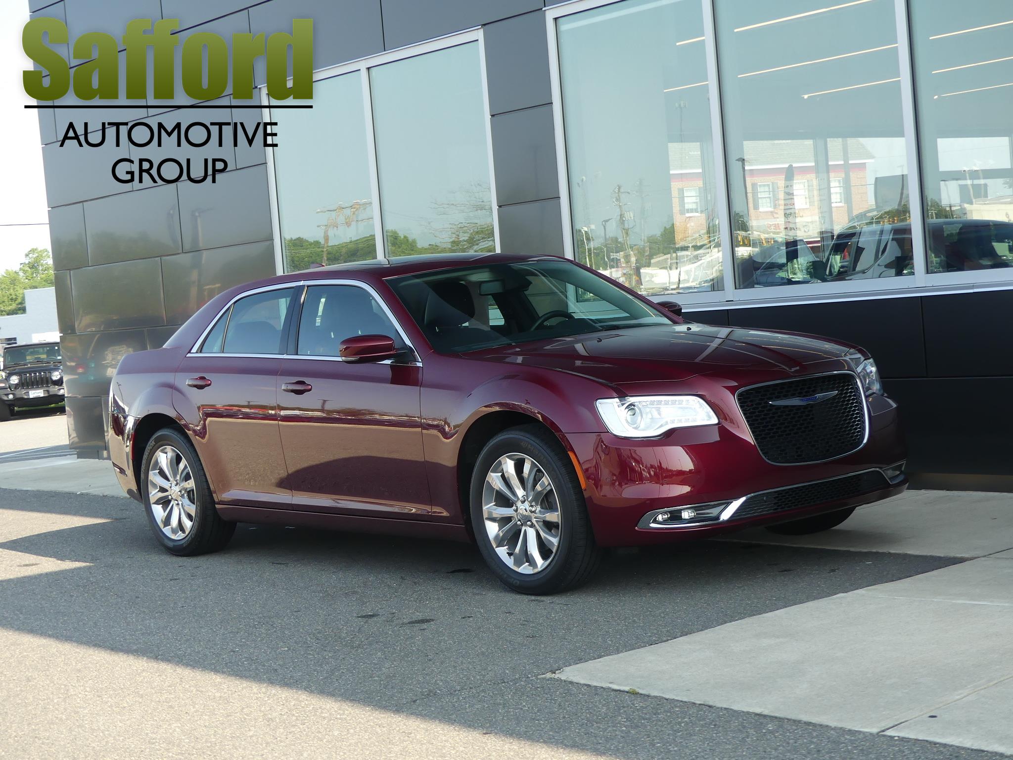 Pre Owned 2019 Chrysler 300 Touring L Awd All Wheel Drive 4dr Car