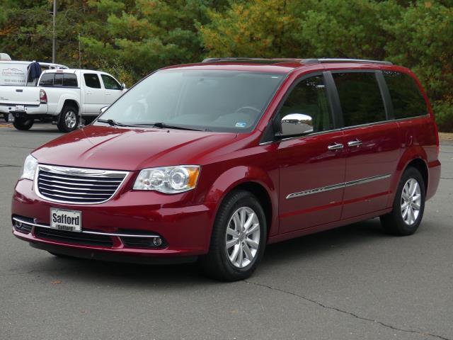 Pre Owned 2016 Chrysler Town Country 4dr Wgn Limited Platinum Front Wheel Drive 4dr Wgn Limited Platinum