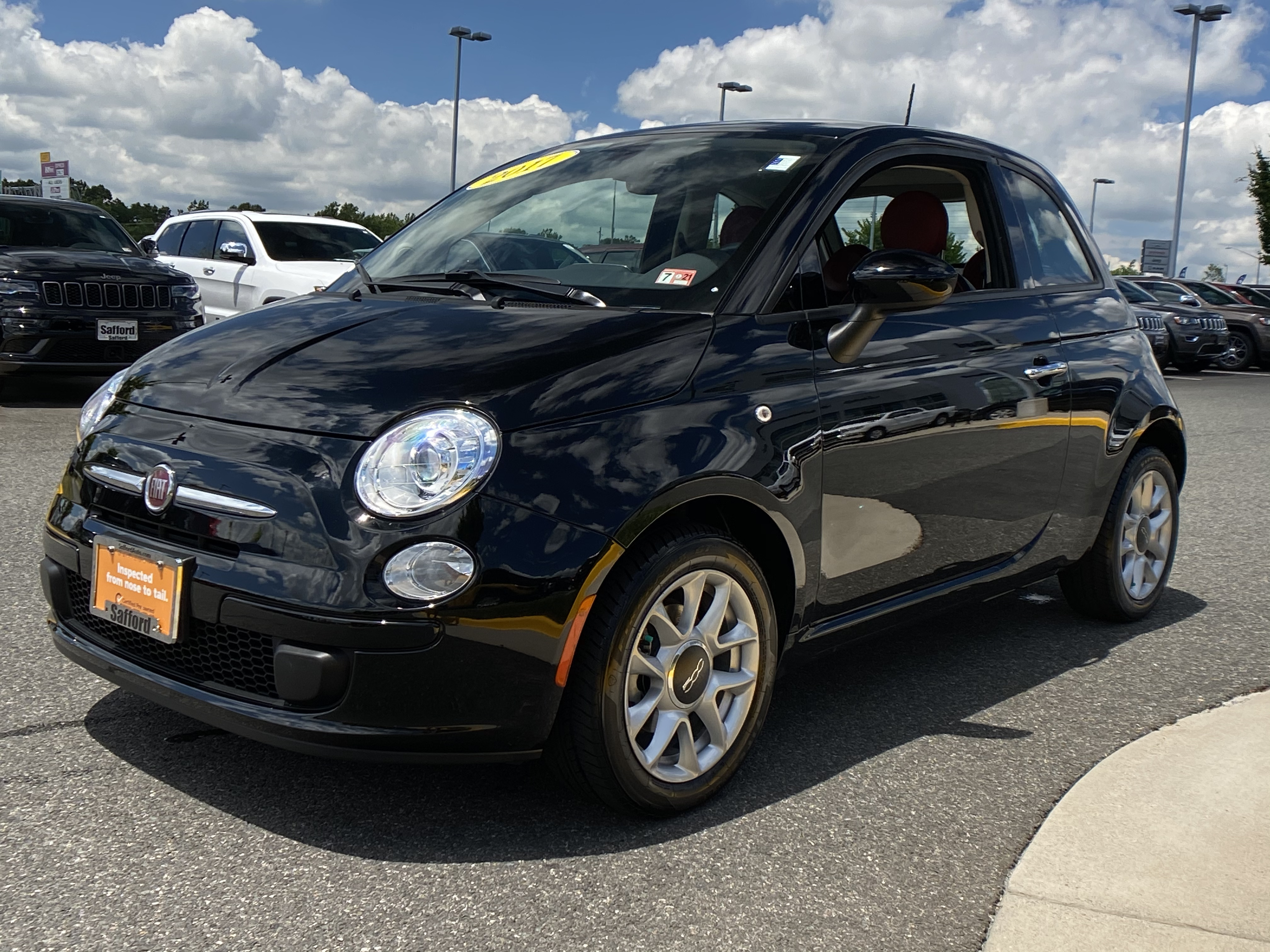 PreOwned 2017 FIAT 500 Pop Hatch Front Wheel Drive 2dr Car