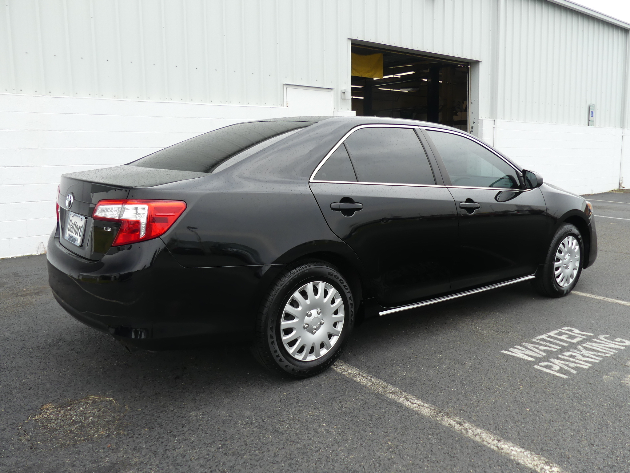 Pre-Owned 2014 Toyota Camry 4dr Sdn I4 Auto LE (Natl) *Ltd Avail* 4dr ...
