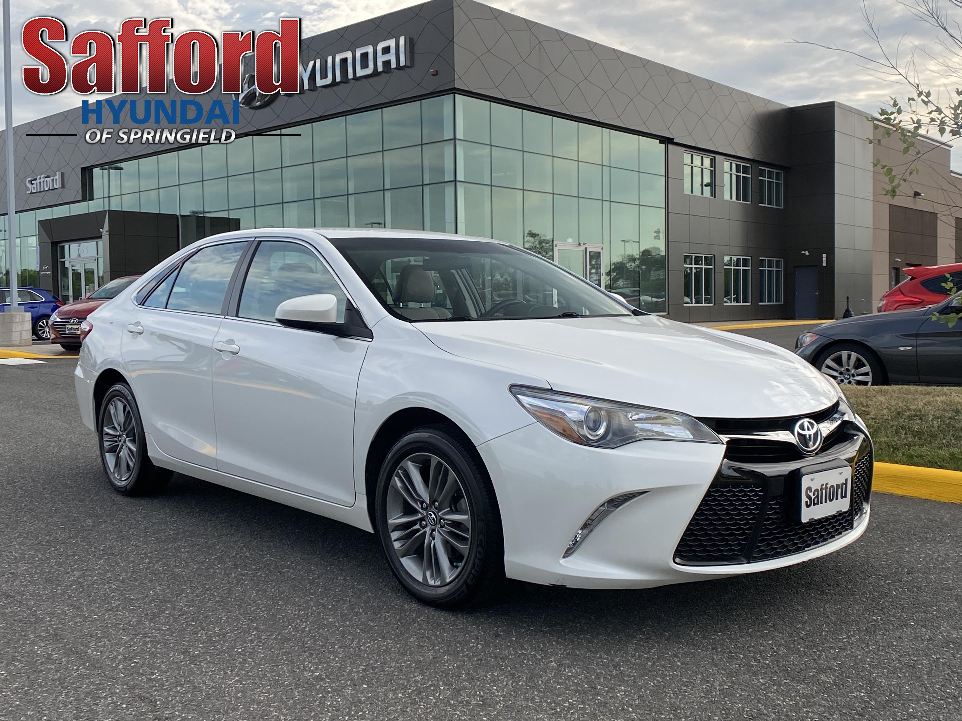 Pre-Owned 2016 Toyota Camry 4dr Sdn I4 Auto SE (Natl) Front Wheel Drive ...