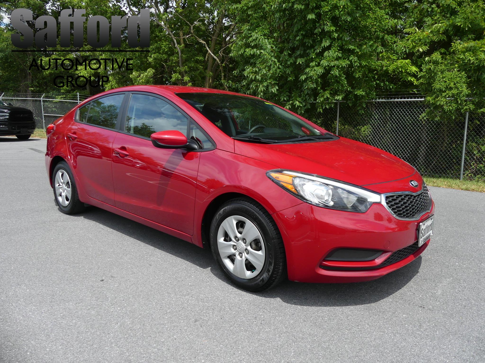 Pre-Owned 2016 Kia Forte 4dr Sdn Auto LX Front Wheel Drive 4dr Car #153204A