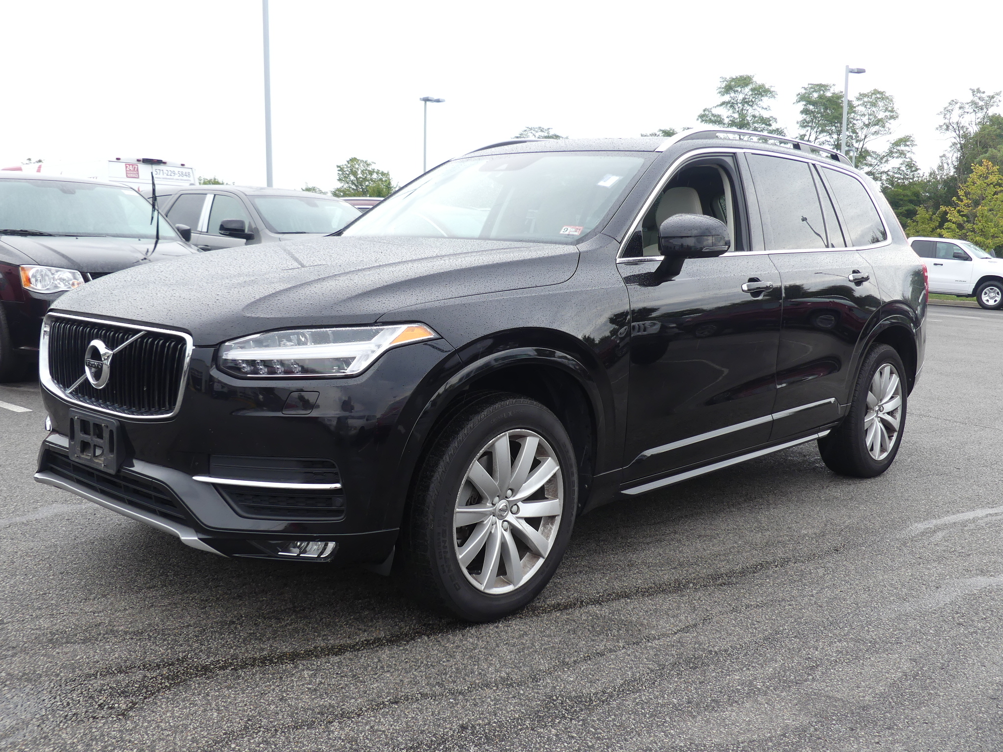 Pre-Owned 2016 Volvo XC90 AWD 4dr T6 Momentum Sport Utility in Owings ...